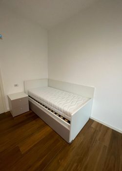 letto realizzato su misura-camerette mobili porro-biassono