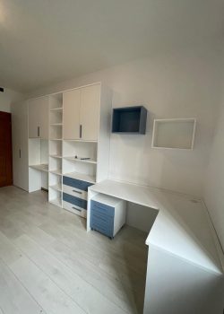 libreria-scrivania-mobili su misura-porro-camerette